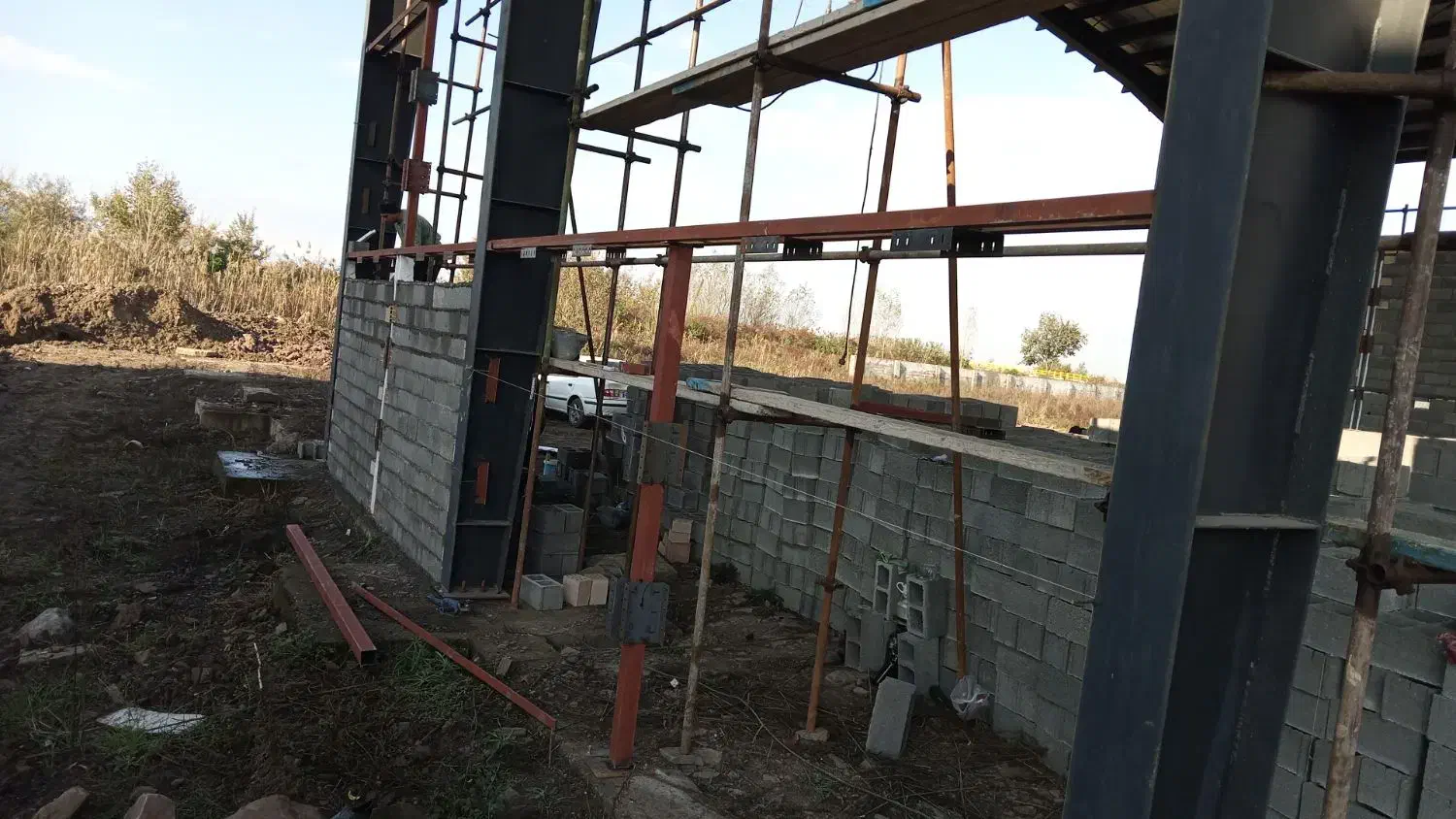 اجرای والپست چهارچوب فلزی و...|خدمات پیشه و مهارت|رشت, چله خانه|دیوار