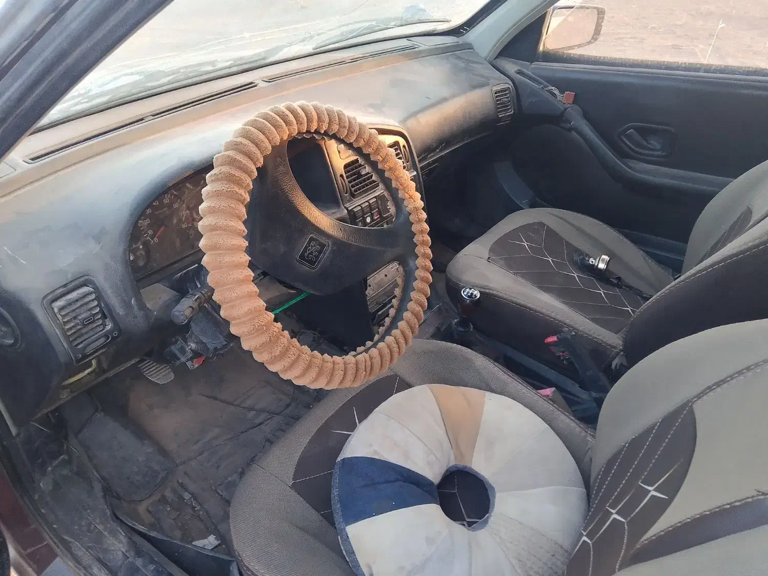 پژو ۲۰۰۰انژکتور|خودرو سواری و وانت|نگین کویر, |دیوار