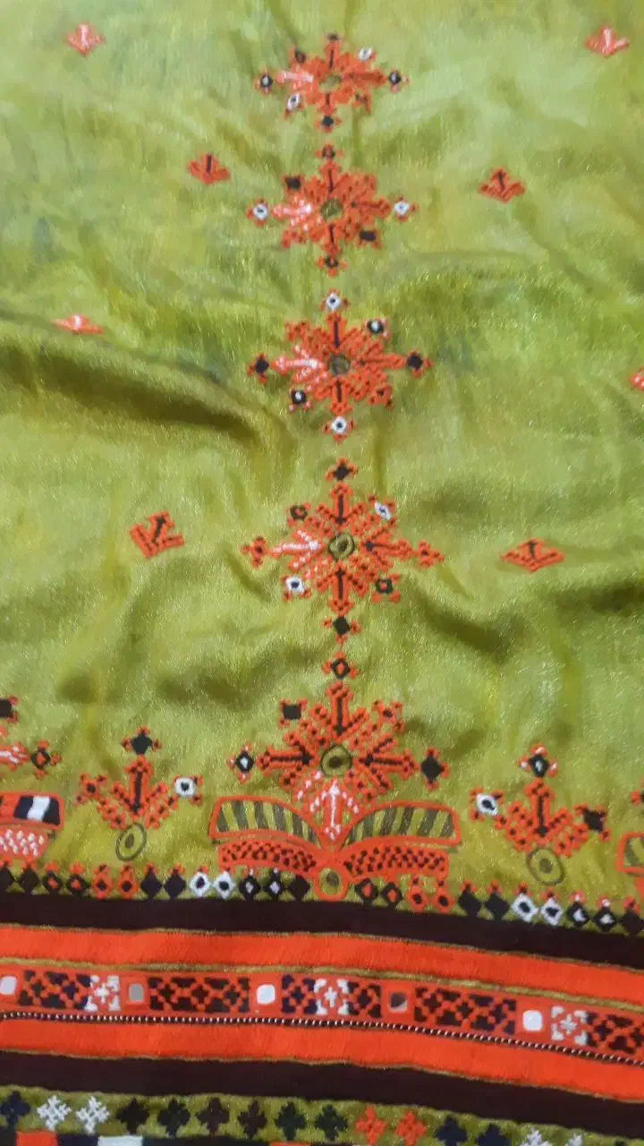 دوزندموسوم کنارک زیباشهر|لباس|کنارک, |دیوار