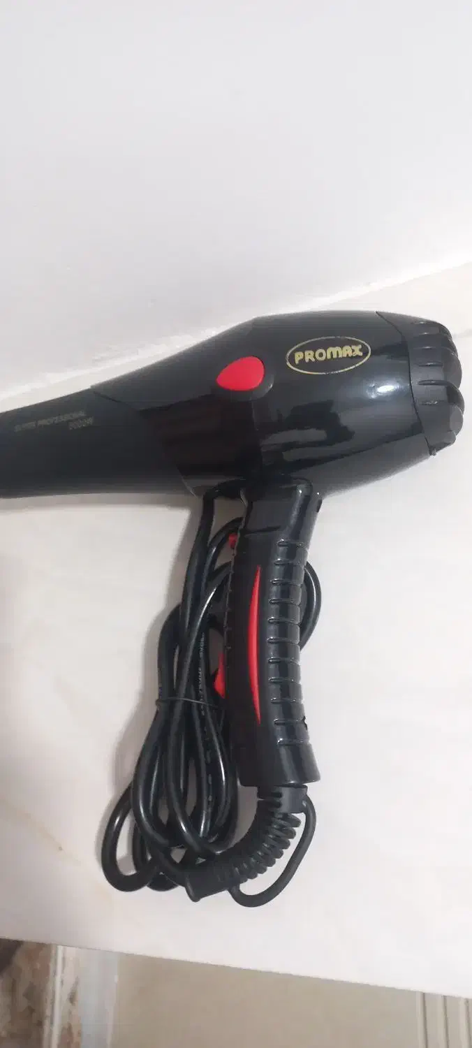 سشوار موتور سنگین پروماکس ۳۰۰۰وات|آرایشی، بهداشتی، درمانی|سقز, |دیوار