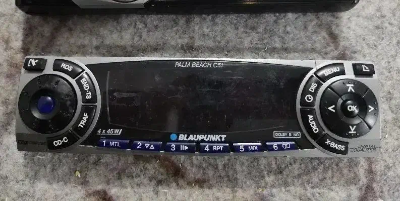 مانیتور خودرو 9 اینچ تعمیری،لوازم یدکی، تخته عقب|قطعات یدکی و لوازم جانبی|شاهین‌شهر, طالقانی|دیوار