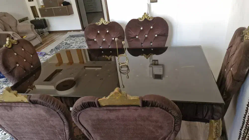 میز ناهار خوری ۶ نفره|میز و صندلی غذاخوری|اصفهان, باغ دریاچه|دیوار