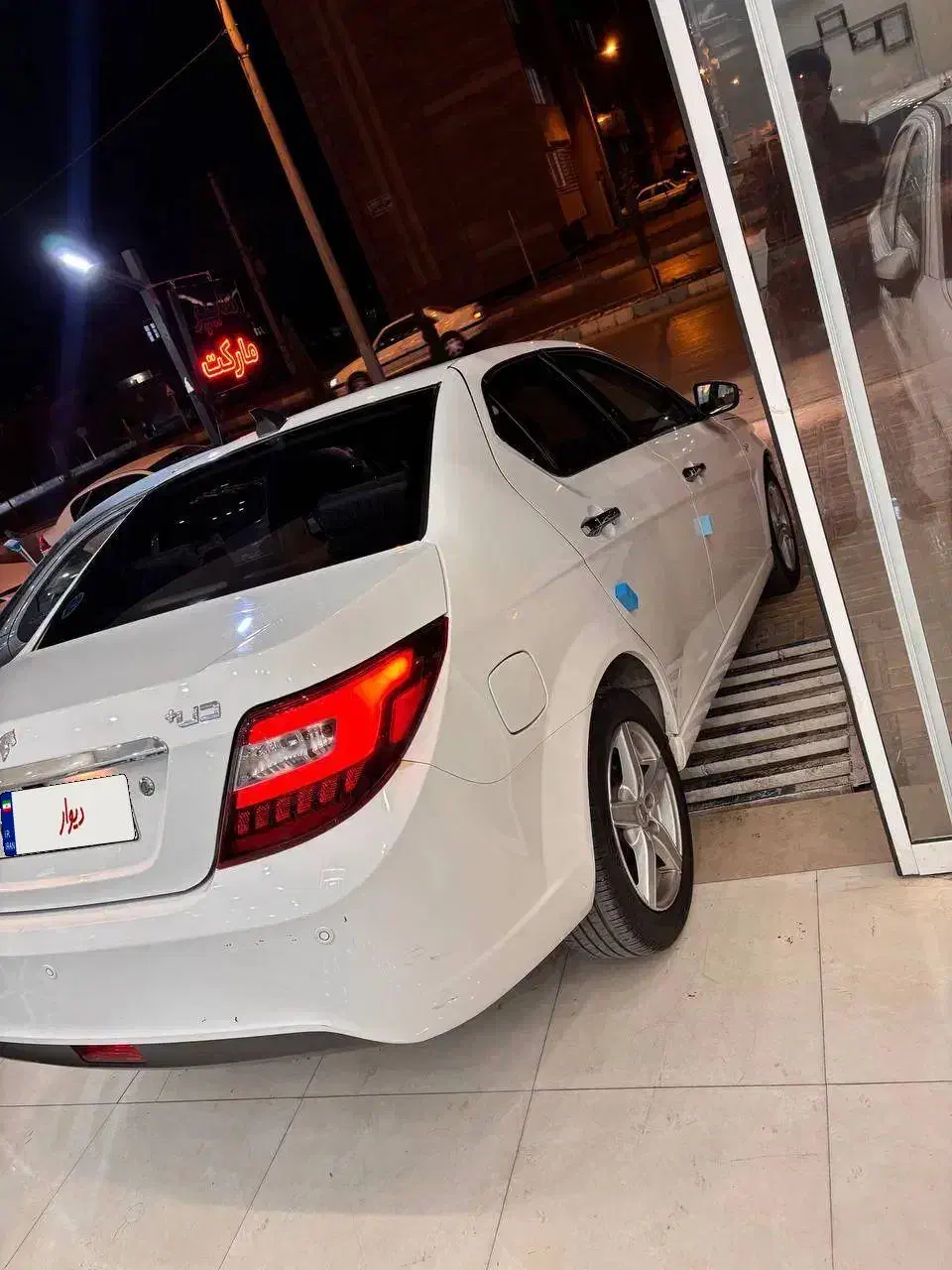 دنا پلاس اتوماتیک|خودرو سواری و وانت|کرمان, |دیوار