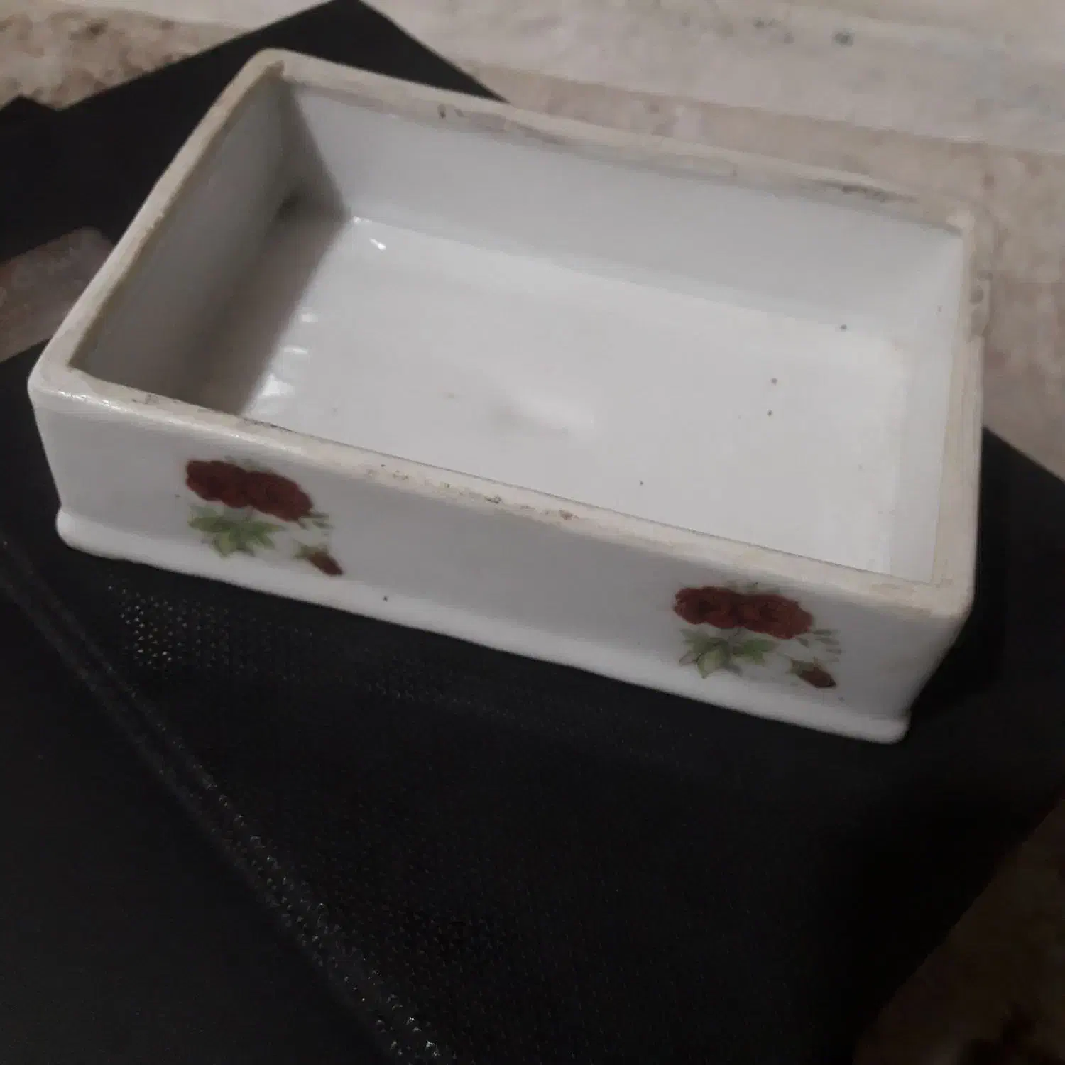 جای جواهری گلسرخی قدیمی|صنایع دستی و سایر لوازم تزئینی|تهران, مینای شمالی (مخبر)|دیوار