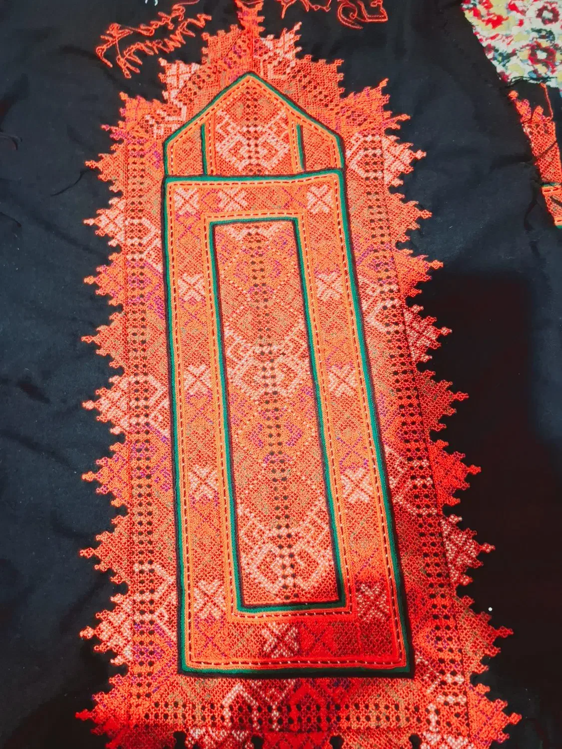 زیاستین جدیدچرخ دست|لباس|خاش, |دیوار