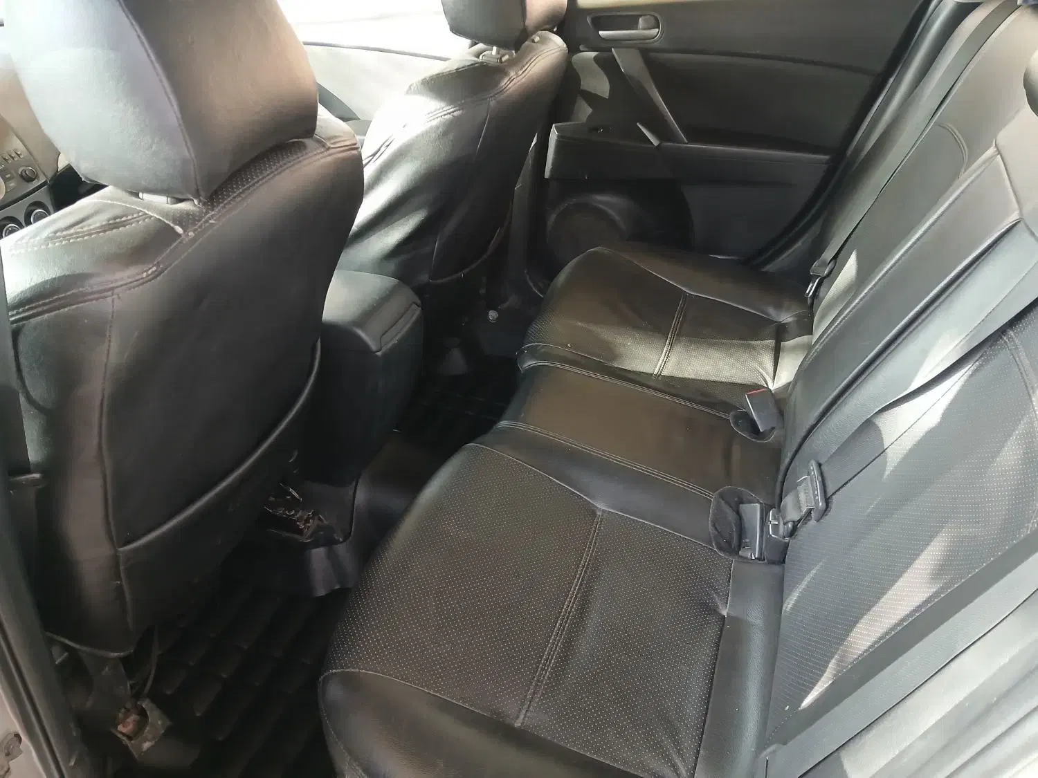 مزدا ۳ نیو|خودرو سواری و وانت|ساری, |دیوار