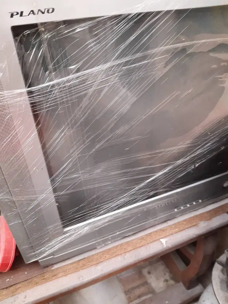 تلویزیون۲۲ سامسونگ پلانونقره ای تمیز|تلویزیون و پروژکتور|تهران, شکوفه|دیوار