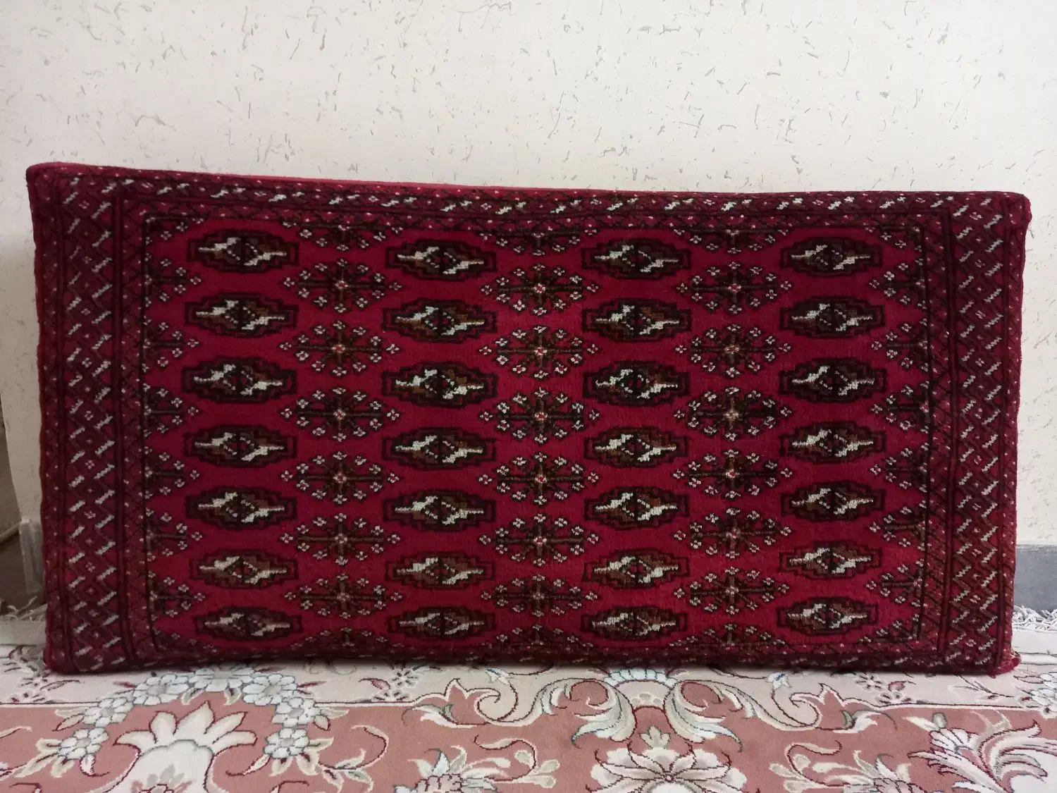 پشتی طرح ترکمن|پشتی|سمنان, |دیوار