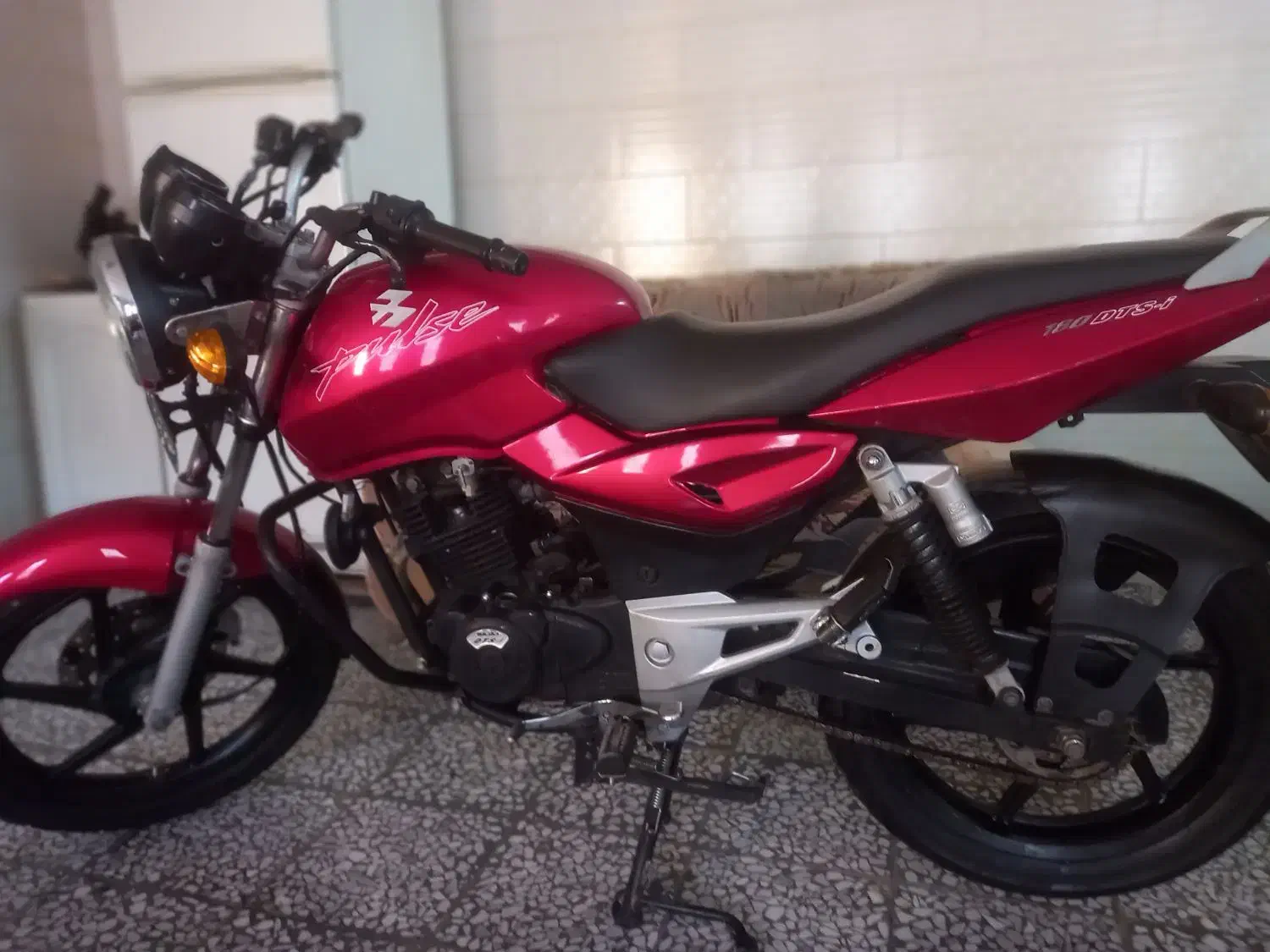 پالس 180مدل 1389مدارک تکمیل در حد|موتورسیکلت|کاشان, لتحر|دیوار