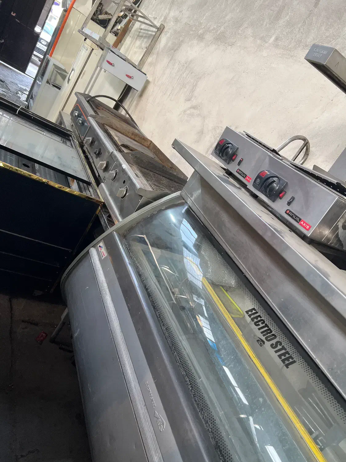 فر پیتز ریلی نوژان|کافیشاپ و رستوران|مشهد, توس (بلوار توس)|دیوار