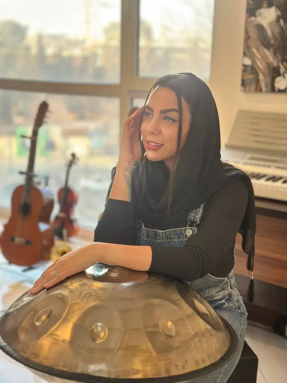 آموزش گیتار هنگدرام پیانو توسط استاد خانم|خدمات آموزشی|تهران, نیروی هوایی (پیروزی)|دیوار