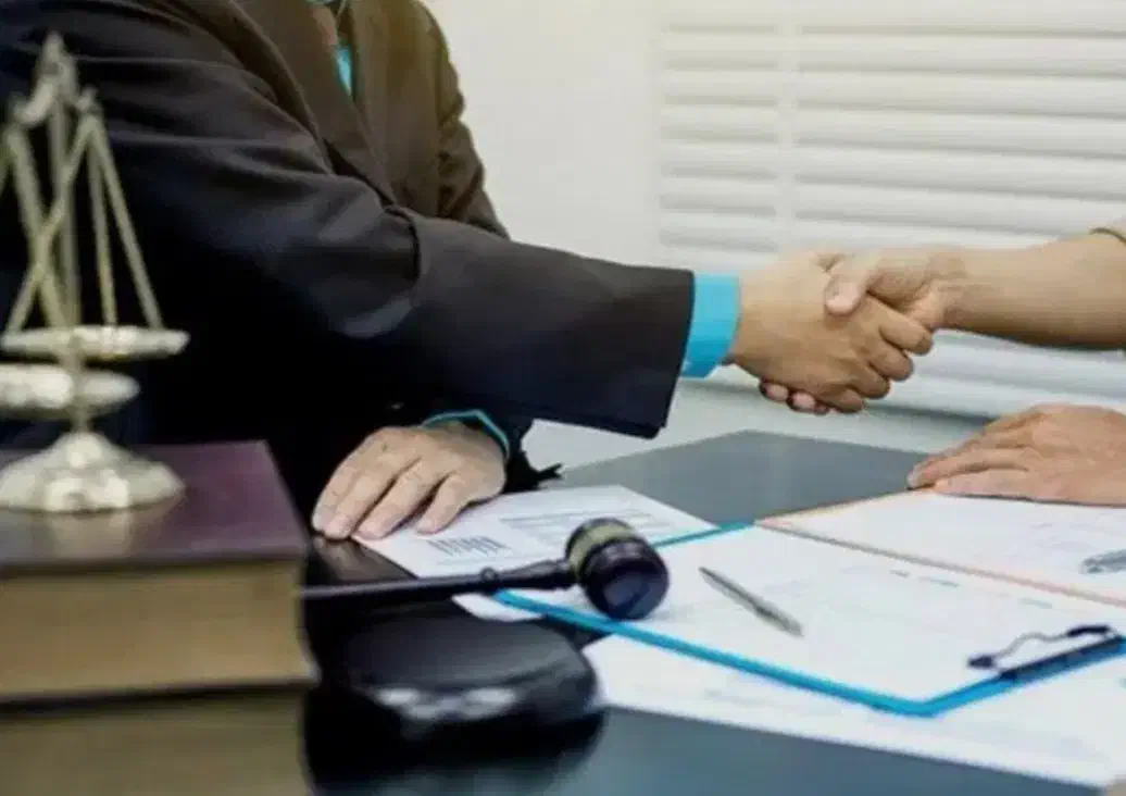 امروزه با روش های ساده میتونید اقامت بگیرید|خدمات مالی، حسابداری، بیمه|مشهد, جنت|دیوار