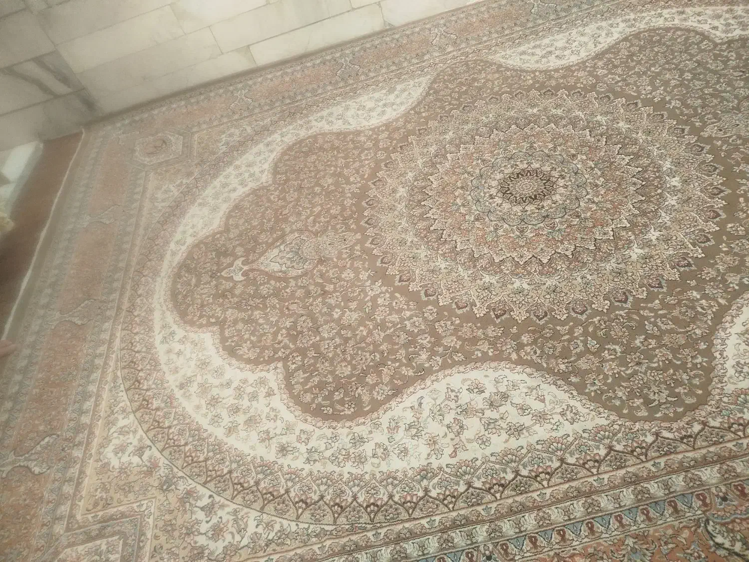 فرش ۹ و۶ و۱۲ متری|فرش|الیگودرز, |دیوار