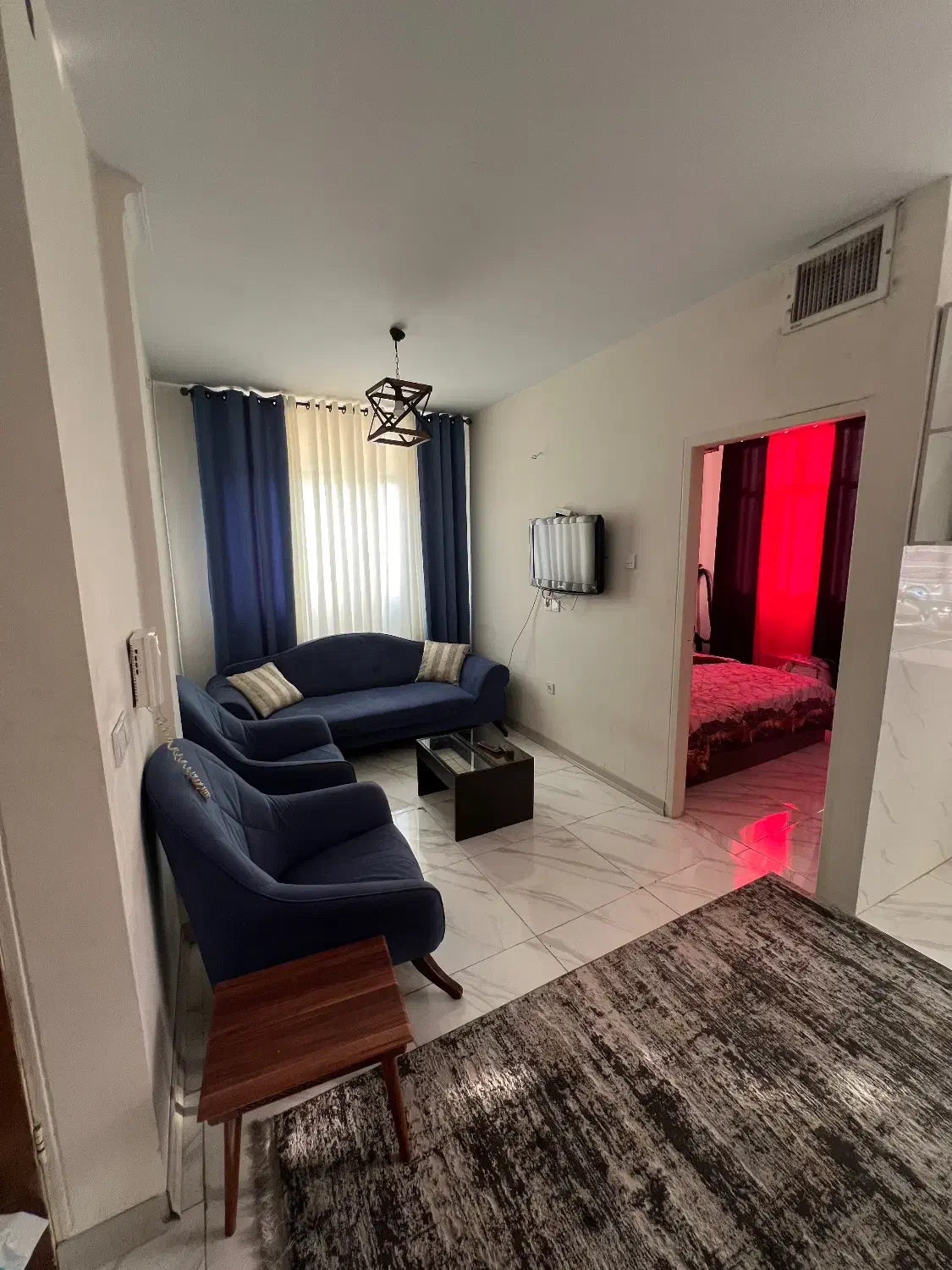 سوییت اپارتمان مبله شیک|اجارهٔ کوتاه‌مدت آپارتمان و سوئیت|تهران, ارم|دیوار