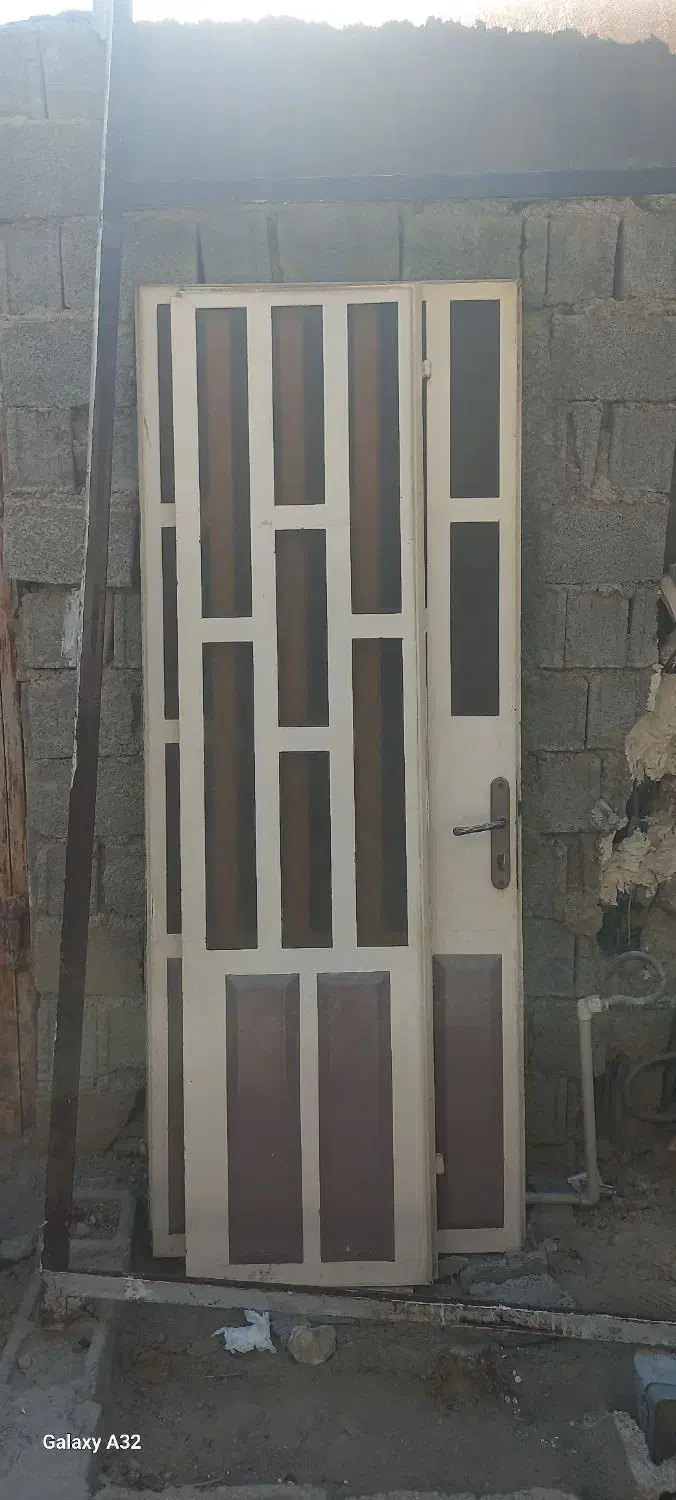 درب هال|مصالح و تجهیزات ساختمان|برازجان, |دیوار