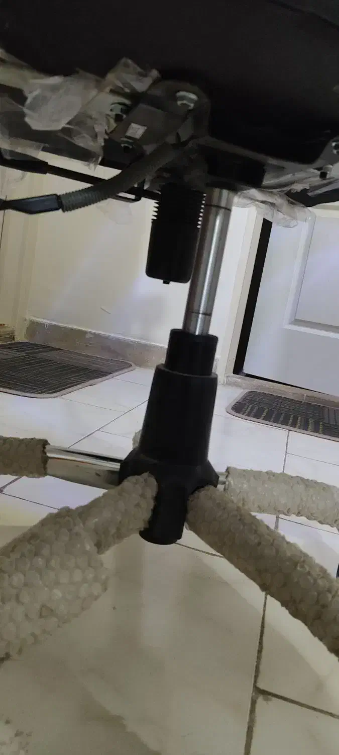 صندلی اداری|مبلمان اداری|محمدشهر, محمدشهر|دیوار