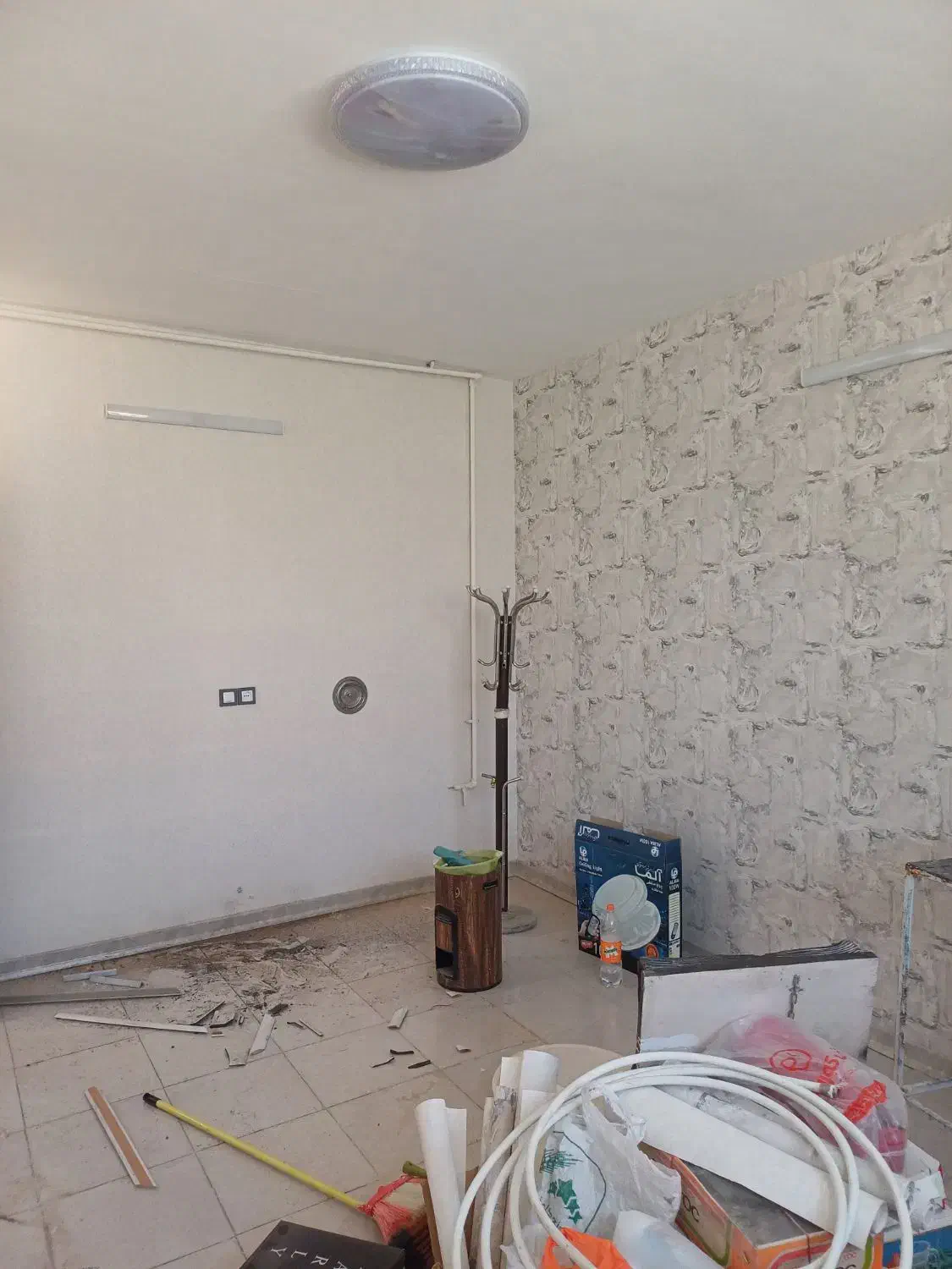 کاغذدیواری لمینت ماربل شیت ترمووال قرنیز کابینت|خدمات پیشه و مهارت|شیراز, آزادگان|دیوار