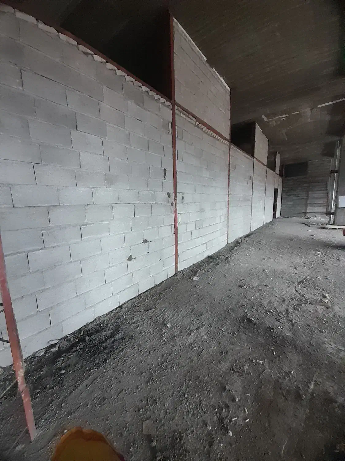 سیمانکاری بنایی کف سازی|خدمات پیشه و مهارت|تبریز, |دیوار