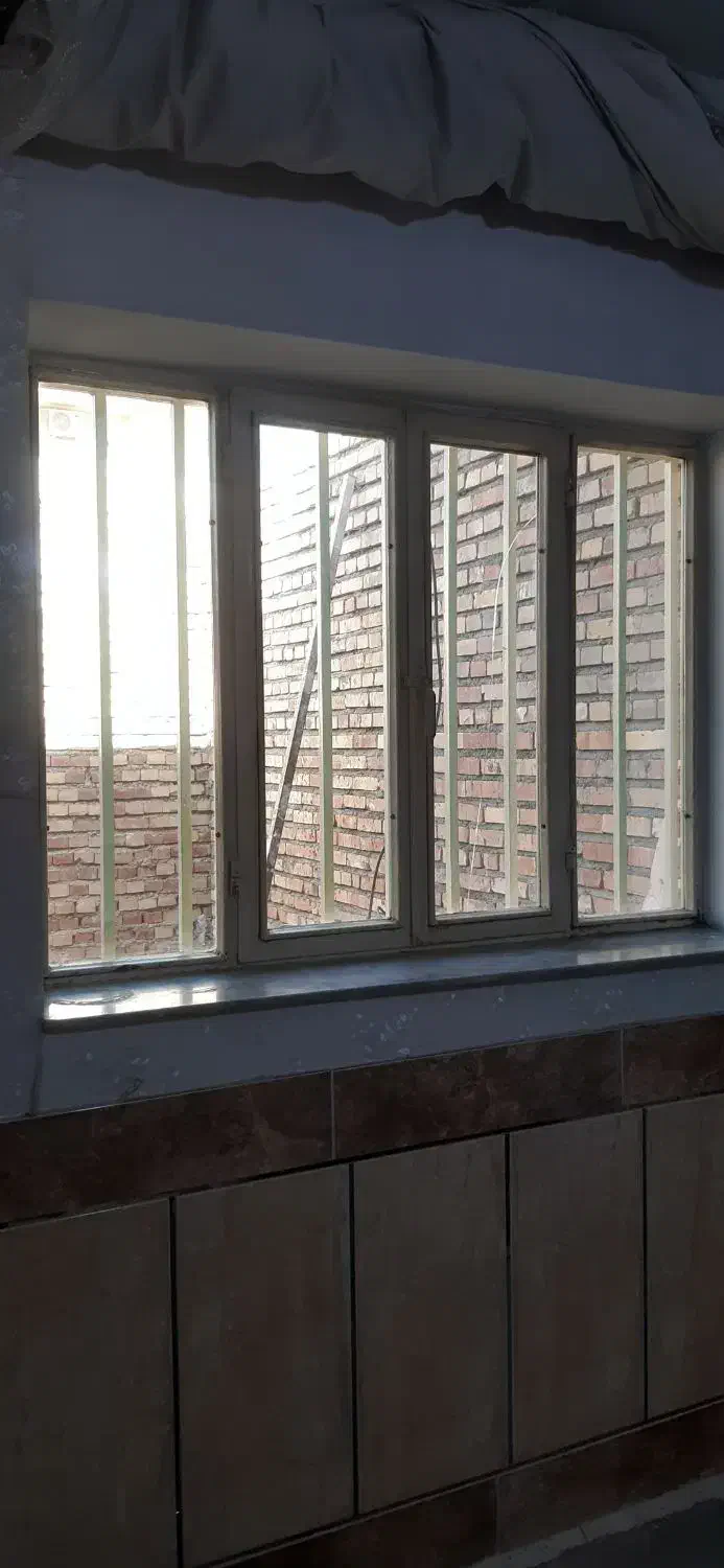 پنجره اهنی|مصالح و تجهیزات ساختمان|گنبد کاووس, |دیوار