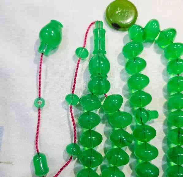 تسبیح حسن معتقدی مهر طلا میحْرم میحْرم|کلکسیون اشیاء عتیقه|کرمانشاه, |دیوار