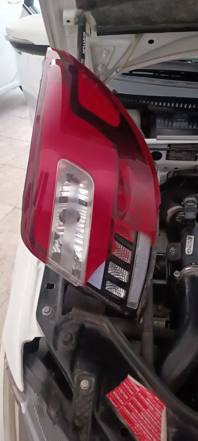 چراغ عقب دنا پلاس اتومات|قطعات یدکی و لوازم جانبی|قنوات, |دیوار