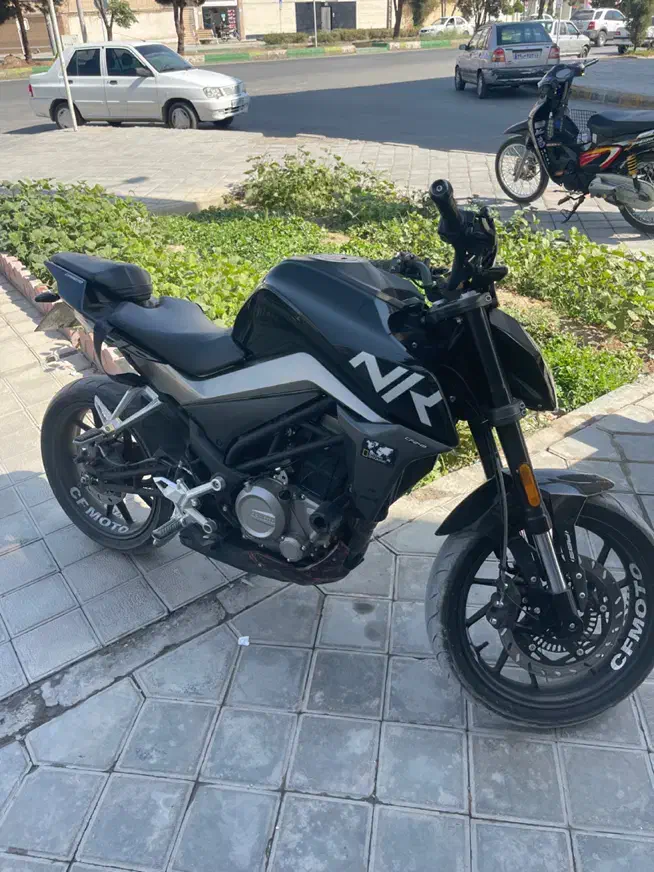 فروش موتور سی اف ۱۴۰۰|موتورسیکلت|اصفهان, بهارستان|دیوار