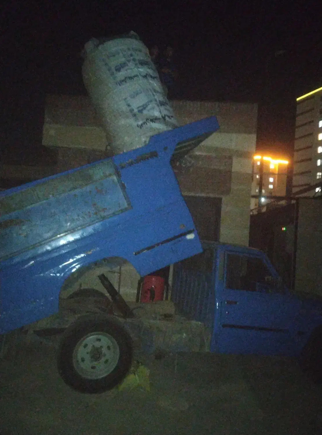 حمل مصالح|خدمات حمل و نقل|گرمه, |دیوار