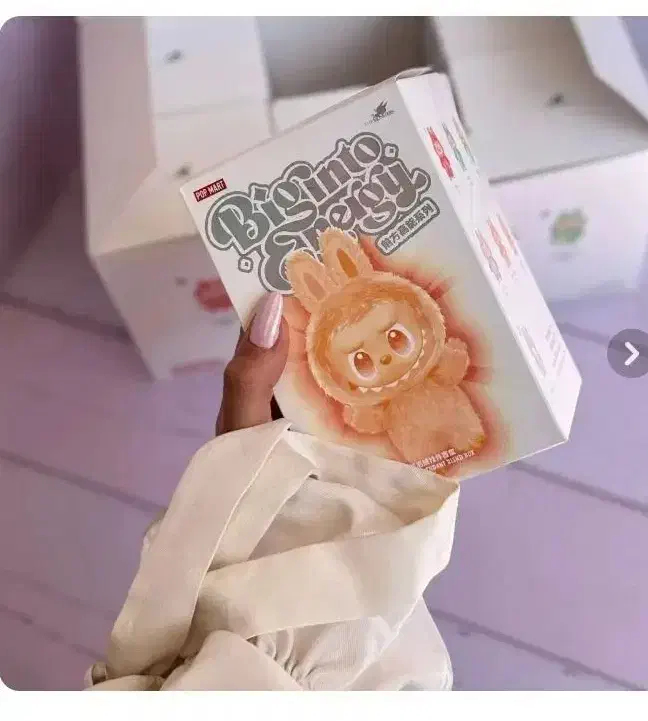 لبوبو|اسباب‌‌بازی|خاش, |دیوار