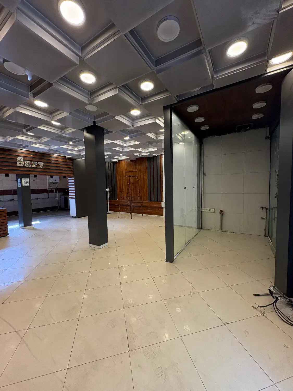 اجاره ۱۰۰متر ملک تجاری|اجارهٔ مغازه و غرفه|ساری, |دیوار