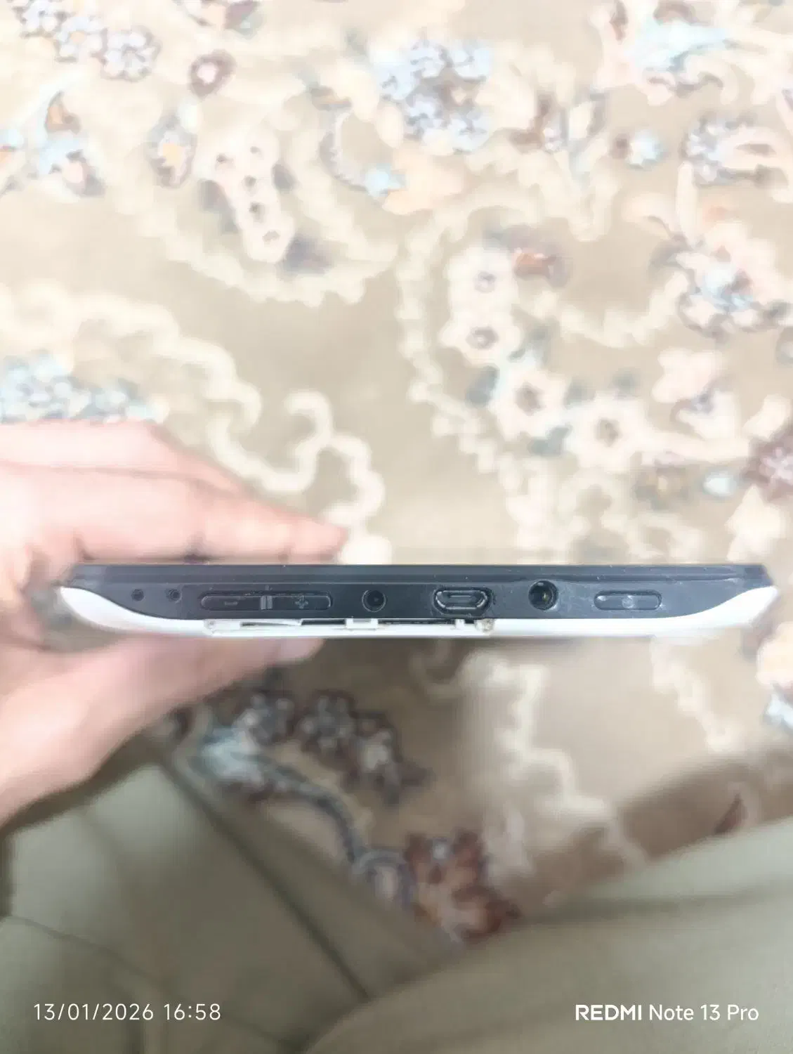 تبلت|تبلت|اصفهان, پرتمان|دیوار