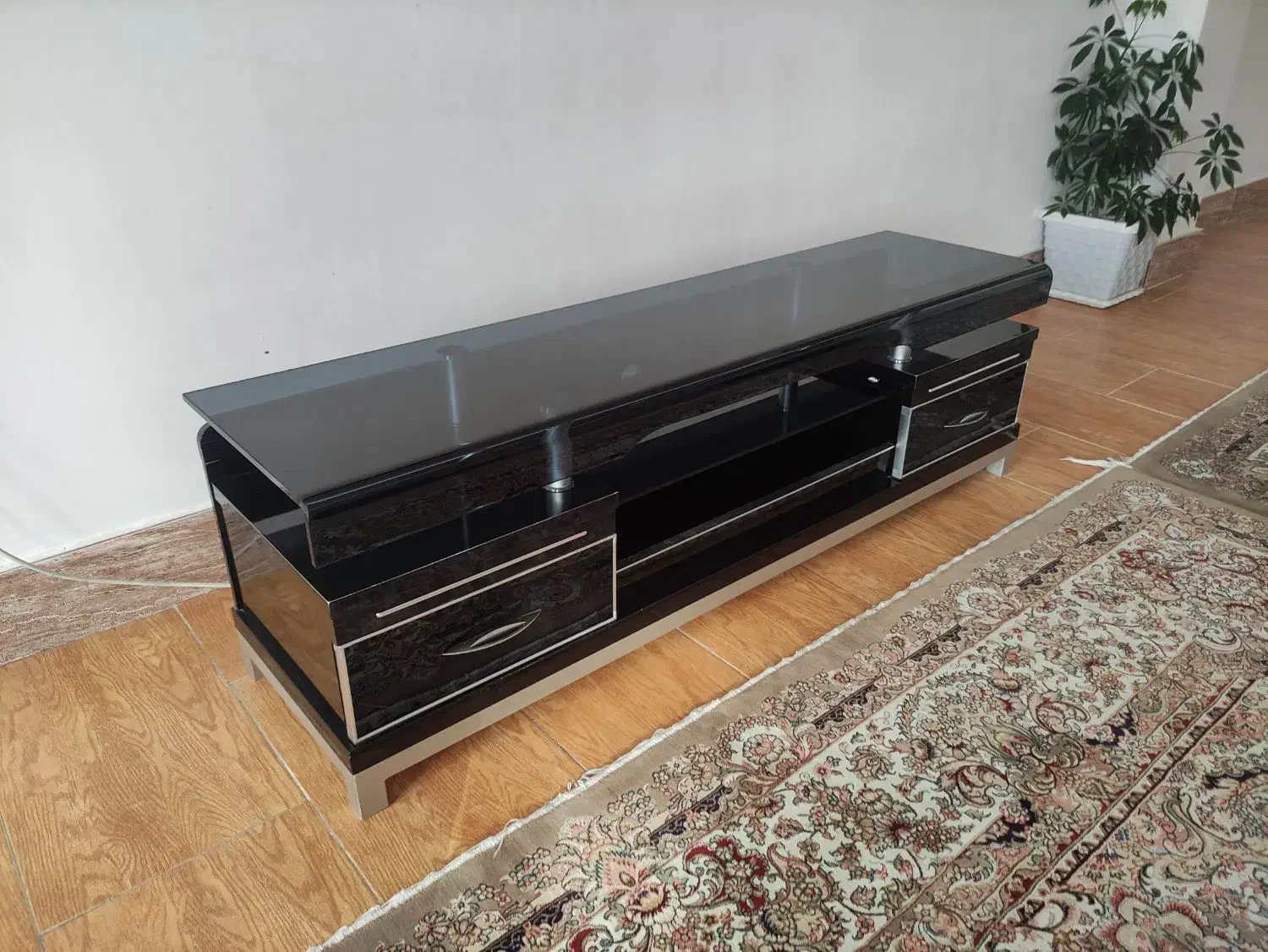 میز تلویزیون|میز تلویزیون|مهاباد (آذربایجان غربی), |دیوار