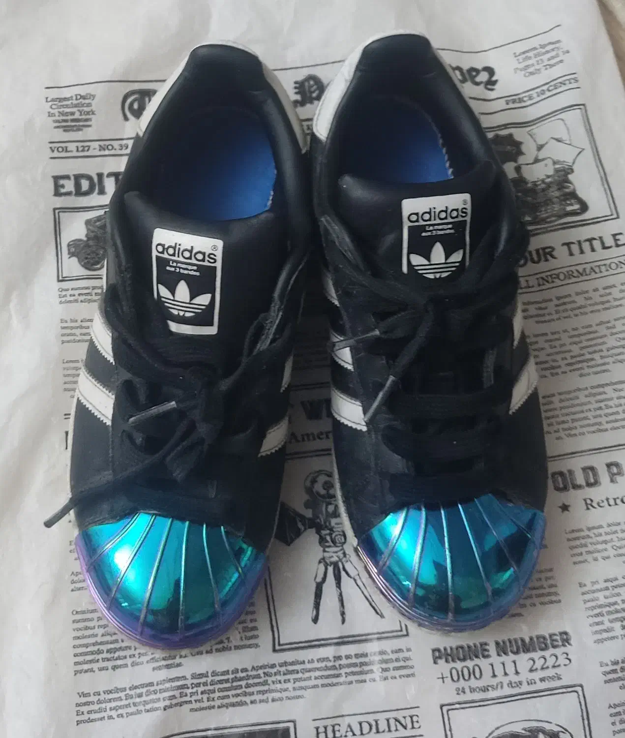 کفش کتونی آدیداس اورجینال سایز 37|کیف، کفش، کمربند|قم, آزادگان|دیوار