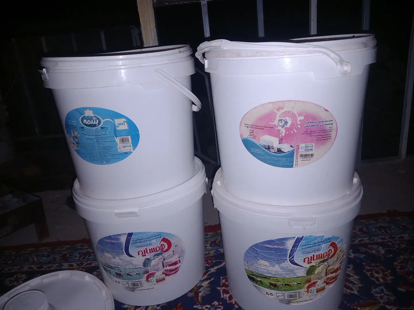سطل|ظروف نگهدارنده، پلاستیکی، یک‌بارمصرف|کنگاور, |دیوار