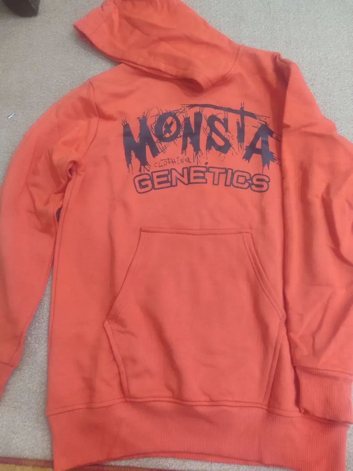 هودی نو|لباس|گنبد کاووس, |دیوار