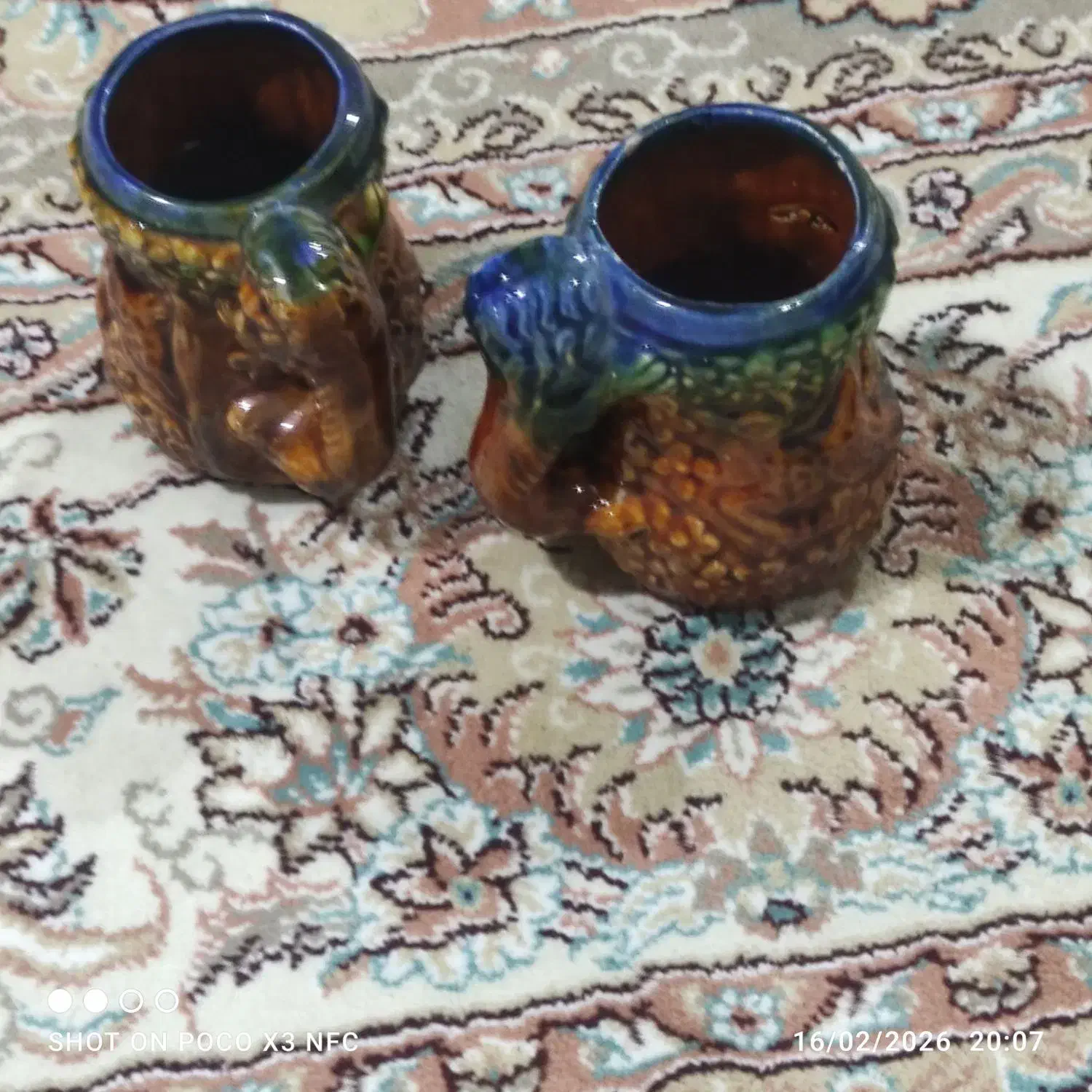 درحدنو|کلکسیون اشیاء عتیقه|مشهد, کارگران|دیوار