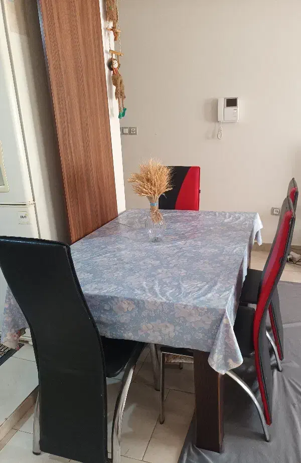 میز ناهار خوری ۴ نفره|میز و صندلی غذاخوری|رودهن, |دیوار