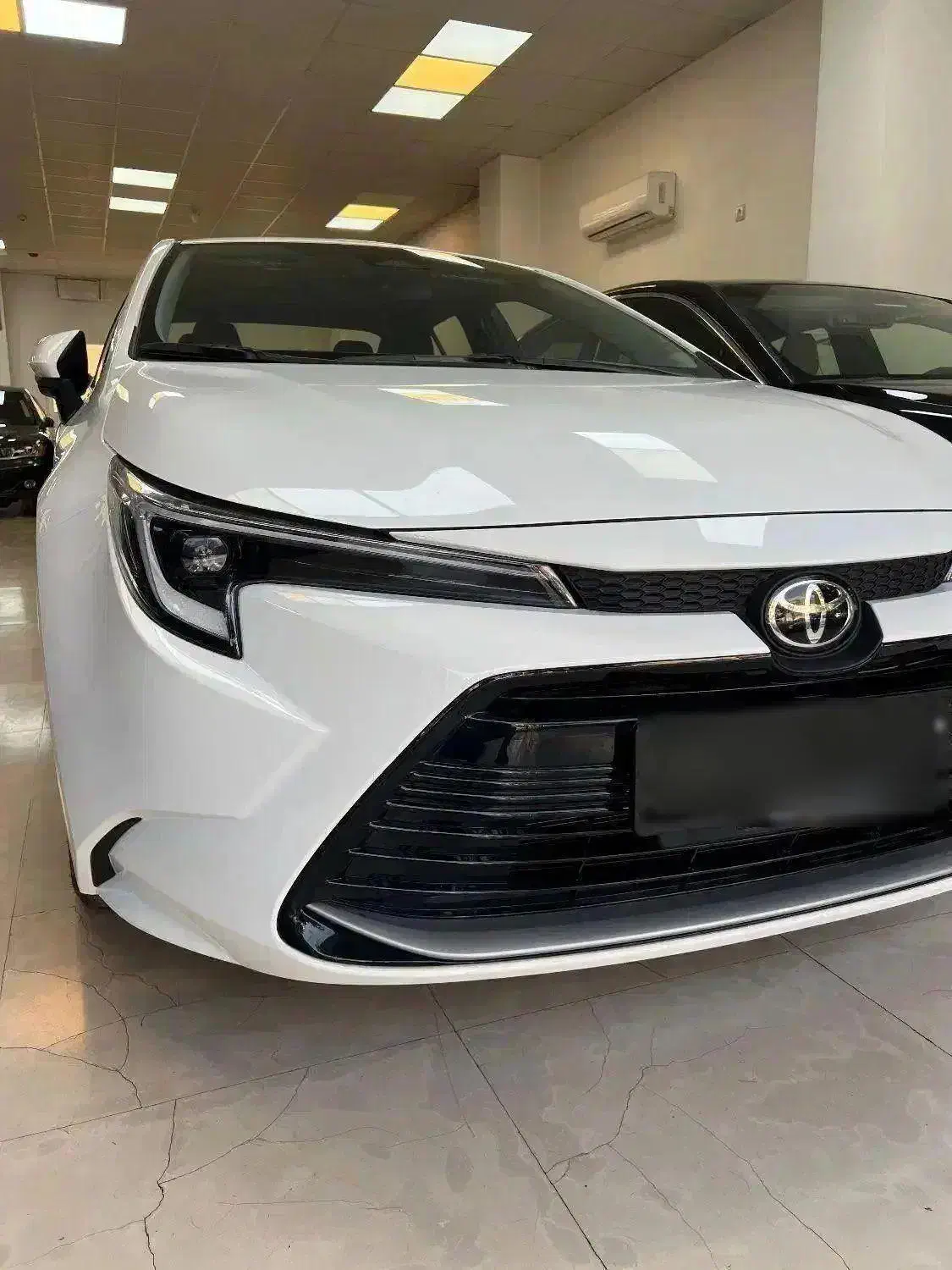 تویوتا لوین۱۸۰۰ هیبرید۲۰۲۵ صفر|خودرو سواری و وانت|اصفهان, آبشار|دیوار