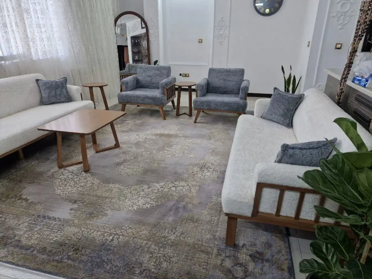 مبل مینیمال چوبی(اقساطی)|مبلمان خانگی و میز عسلی|قم, جمکران|دیوار