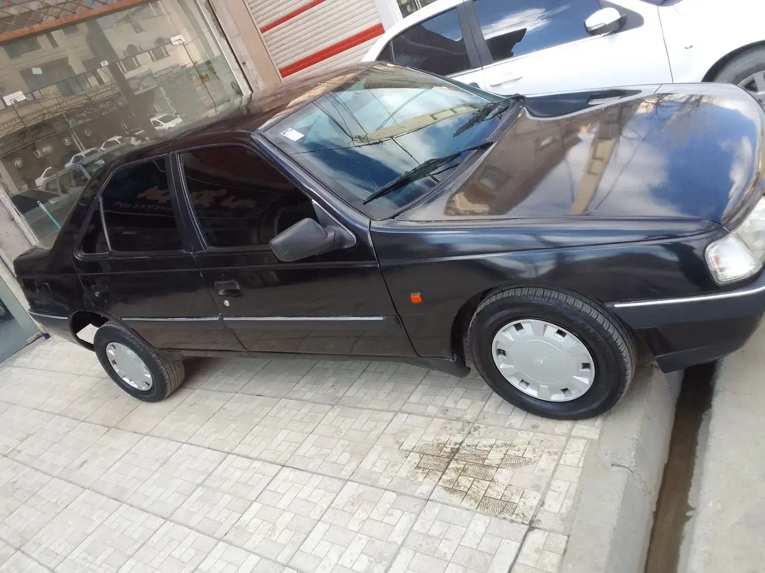 پژو مدل 83|خودرو سواری و وانت|مریوان, |دیوار