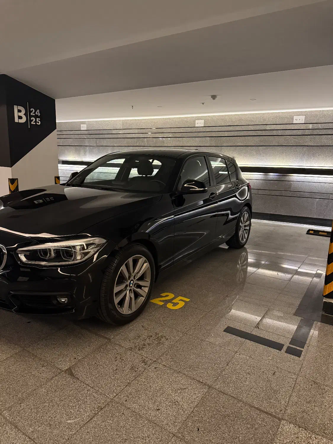 بی ام و سری ۱ مدل ۲۰۱۸ بدون رنگ و خط و خش|خودرو سواری و وانت|تهران, الهیه|دیوار