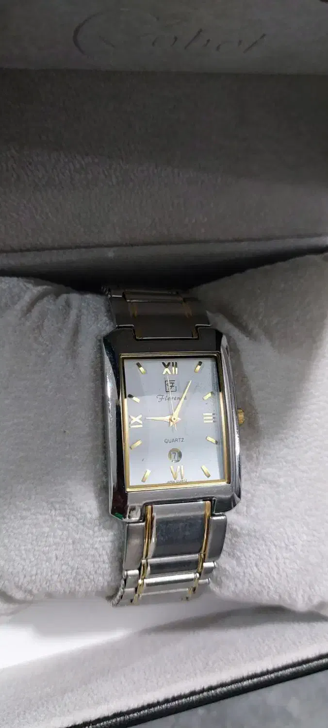 ساعت مچی|ساعت|نهاوند, |دیوار