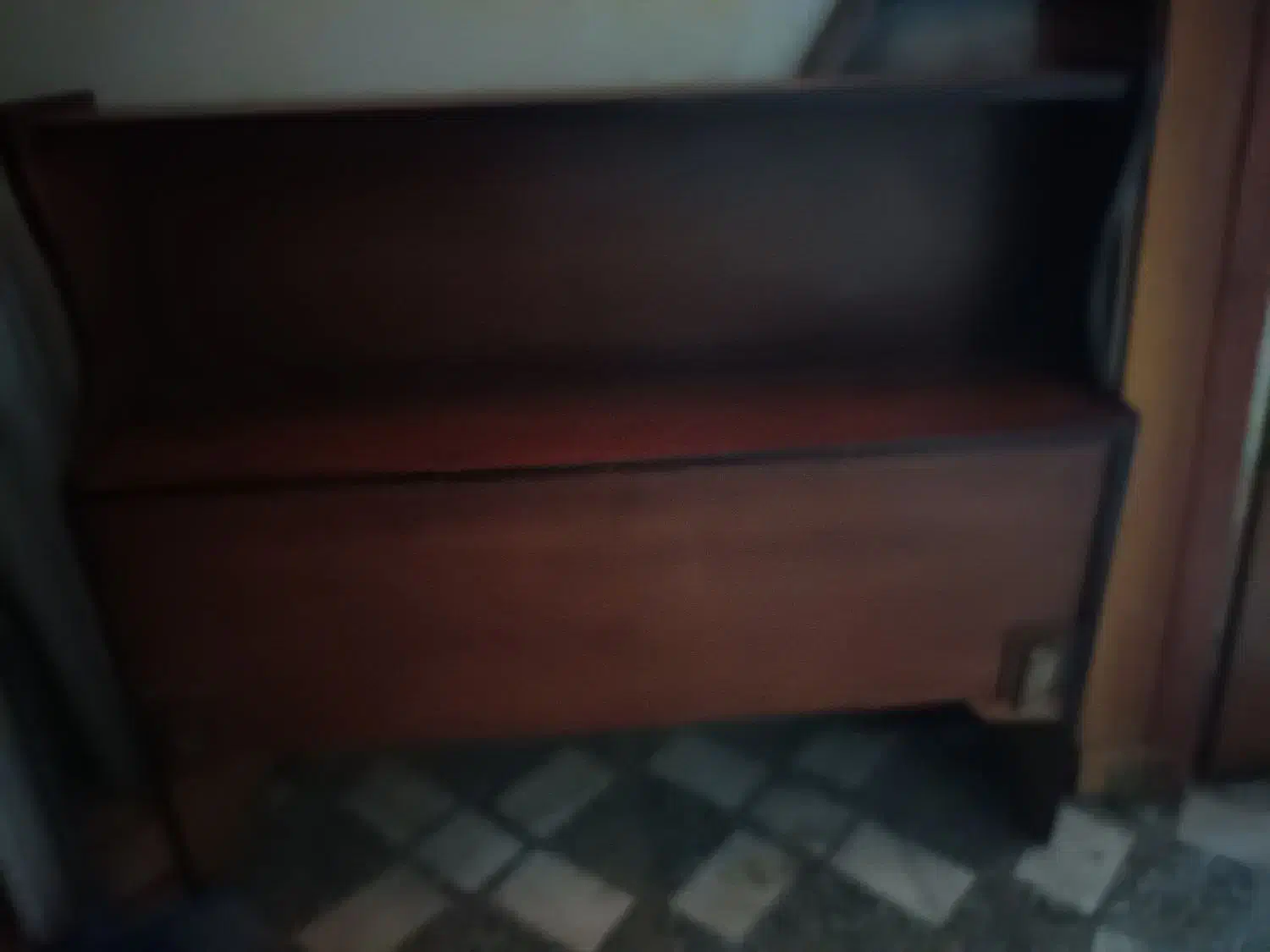 تخت یکنفره با کفی چوبی|تخت و سرویس خواب|کوچصفهان, |دیوار