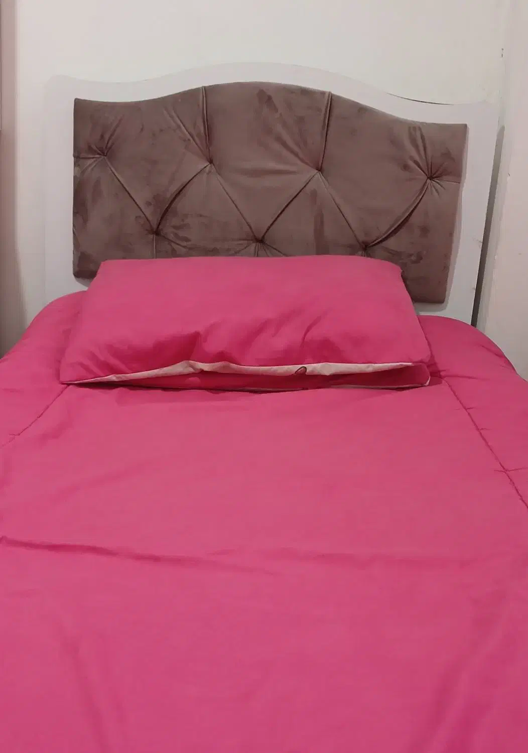 تخت یک نفره|تخت و سرویس خواب|رشت, دروازه لاکان|دیوار