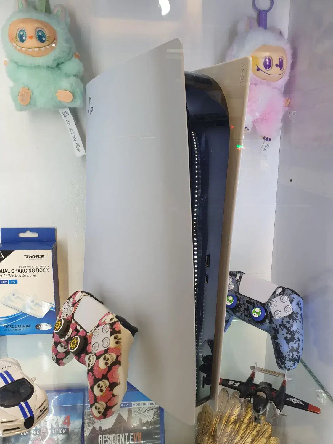 Ps5 دو دسته اصلی فول بازی یک ترا|کنسول، بازی ویدئویی و آنلاین|خمینی‌شهر, |دیوار