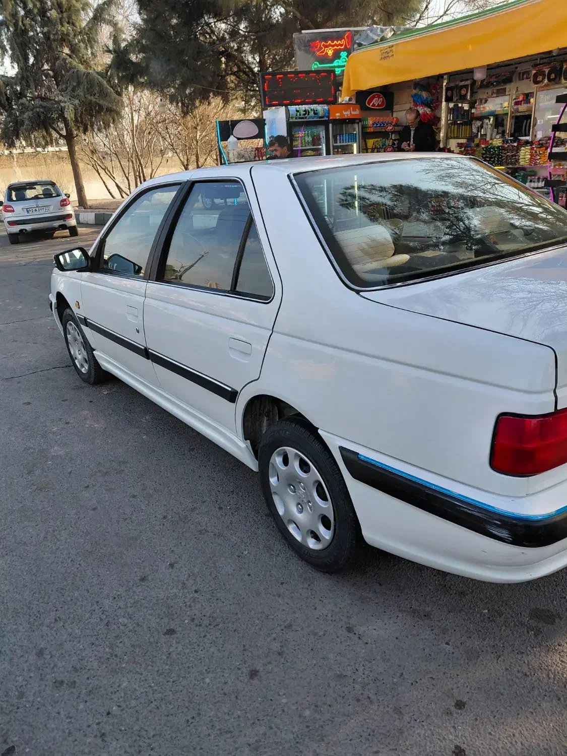 پژو پارس 1400 بی رنگ|خودرو سواری و وانت|هشتگرد, شهرک وحدت|دیوار