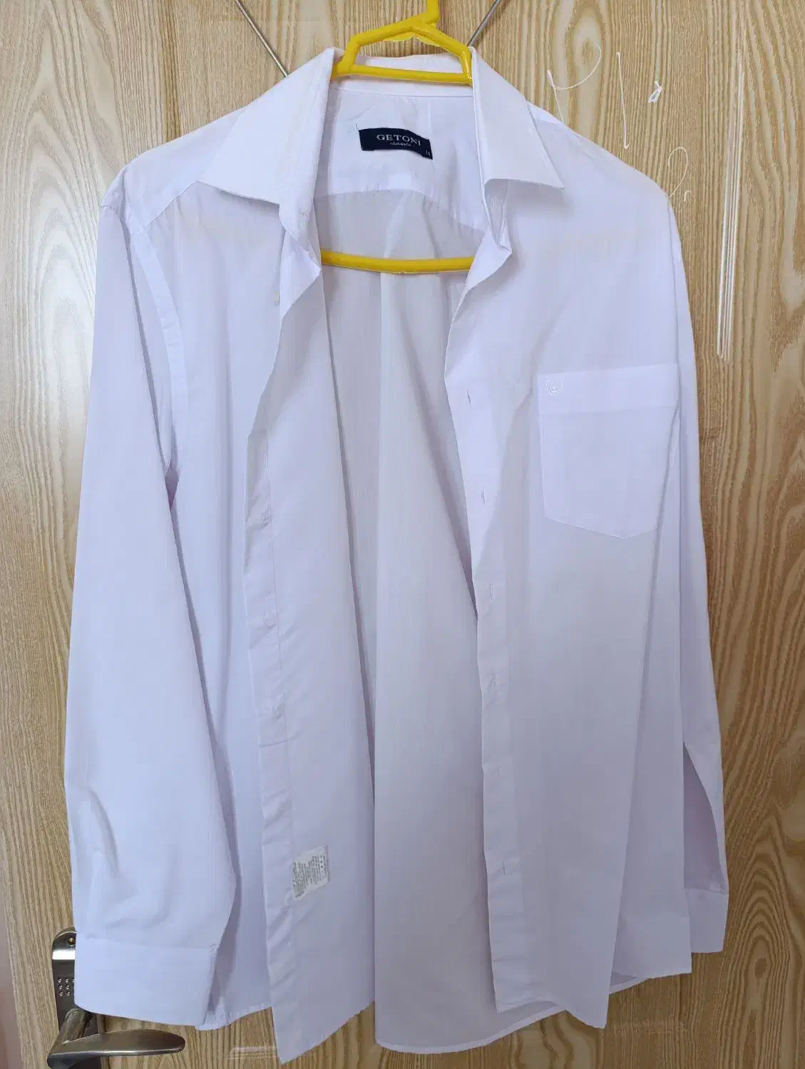 پیراهن|لباس|اردبیل, |دیوار