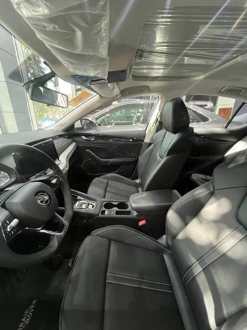 اشکودا اکتاویا|خودرو سواری و وانت|تهران, پاسداران|دیوار