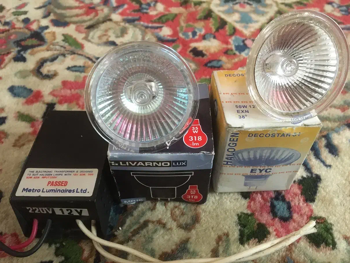 تعدادی ترانس 12 ولت و لامپ هالوژن|لامپ و چراغ|تهران, امانیه|دیوار