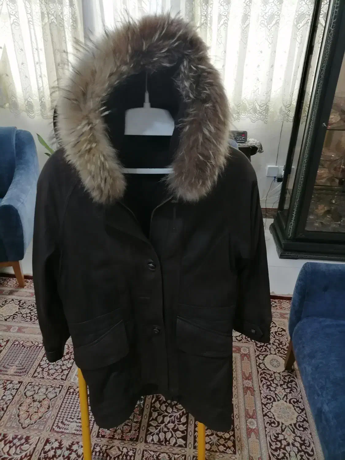 او کت چرمی خارجی کلاه دار دور خز|لباس|رشت, رشتیان|دیوار