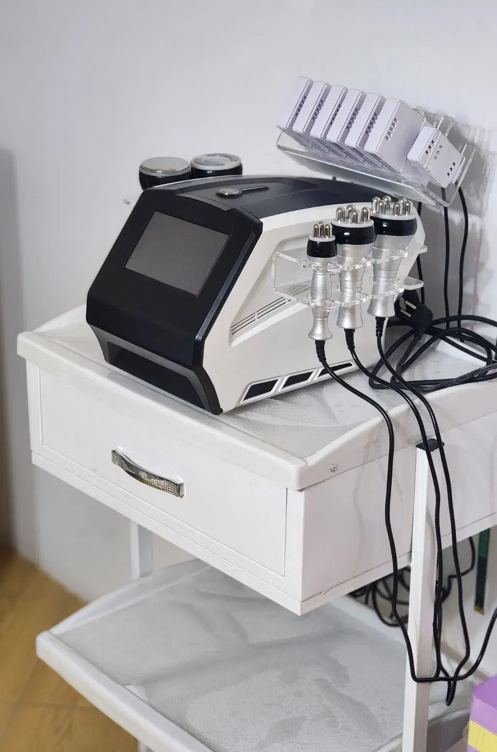 دستگاه لاغری کویتیشن RF، لیزر دار، چندمنظوره خارجی|آرایشگاه و سالن‌های زیبایی|اصفهان, آبشار|دیوار
